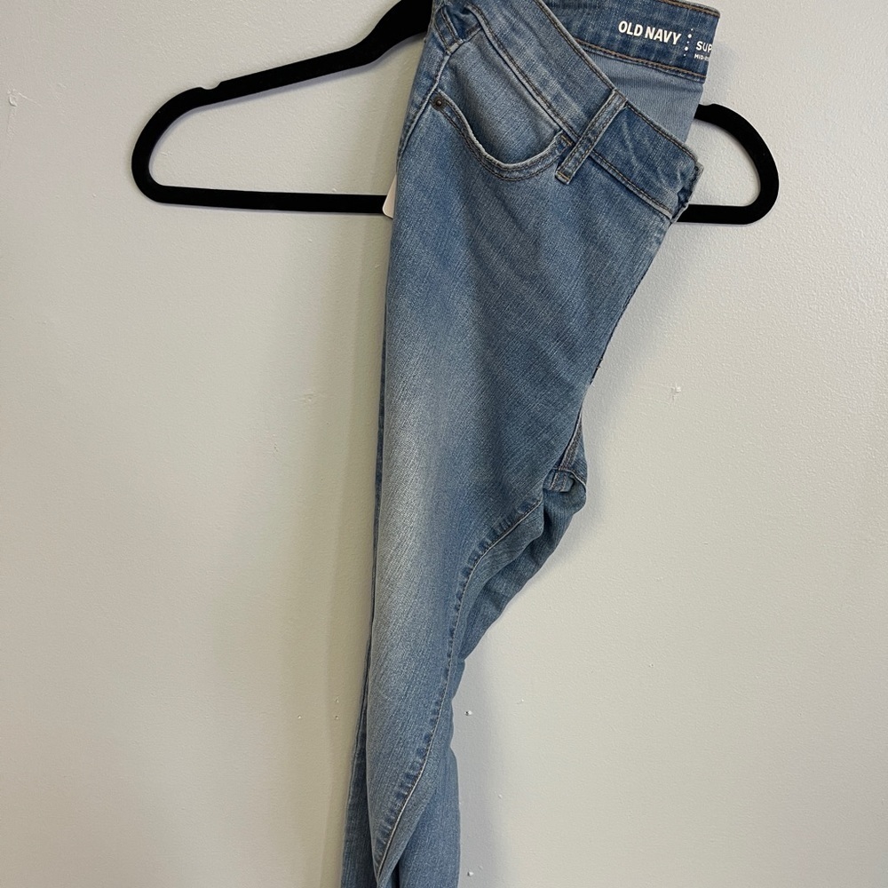 🚨CLEARANCE 0124-108 Old Navy Super Skinny Jeans